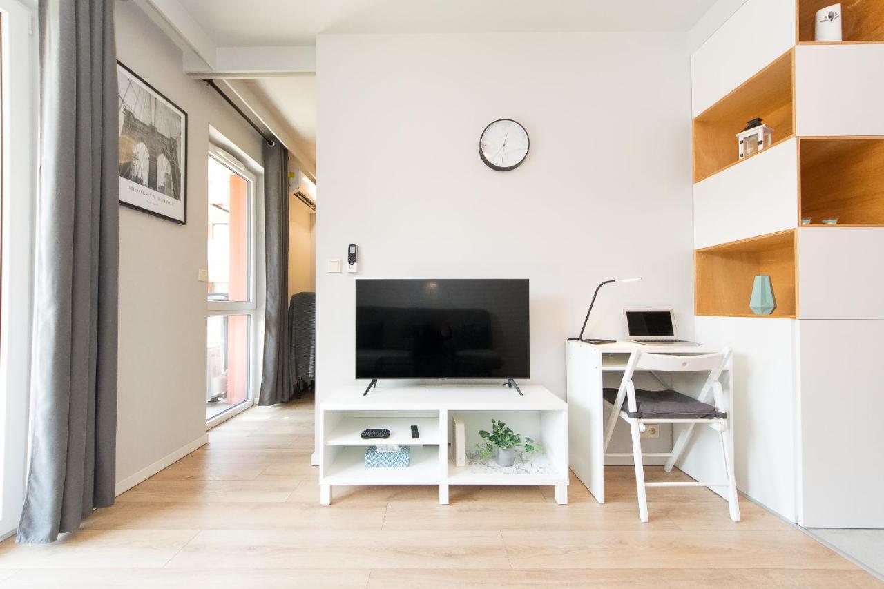 Main Trainstation One Bedroom Ac P4You Pl Krakov Exteriér fotografie